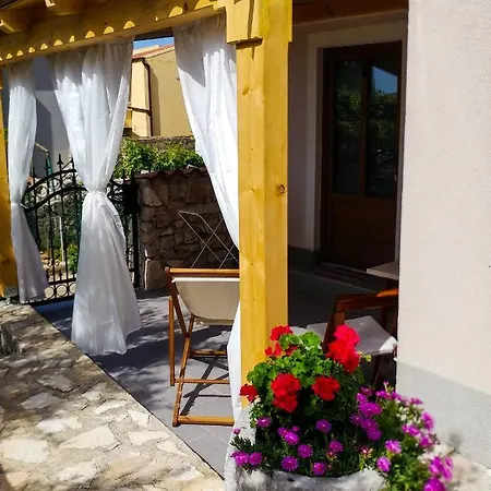 Apartments By The Sea Martinscica, Cres - 14334 Exterior photo