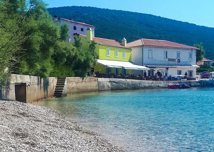 Apartments By The Sea Martinscica, Cres - 14334