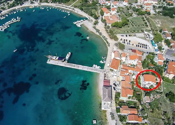 Apartments By The Sea Martinscica, Cres - 14334